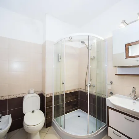 Lovely 2 Bedrooms Flat - 1st Line Lozenets